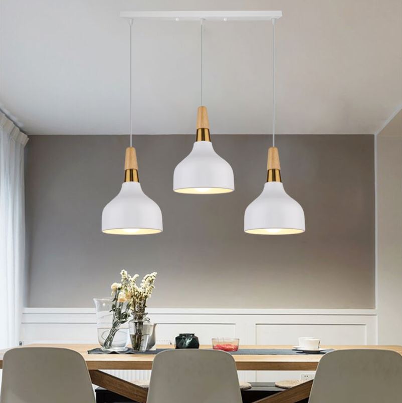 MODERNO V.1 WHITE - Lampadario dallo stile moderno nordico minimalista con inserti in legno e metallo dorato - Gmk Design