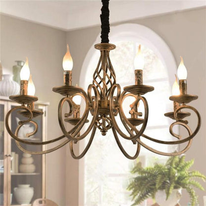 Lampadario dallo stile classico con linee sinuose in ferro battuto verniciato bronzo disponibile in 6 o 8 luci - Gmk Design