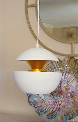 ILIOS - Lampada a sospensione dal design moderno. Disponibile in due colorazioni. - Gmk Design