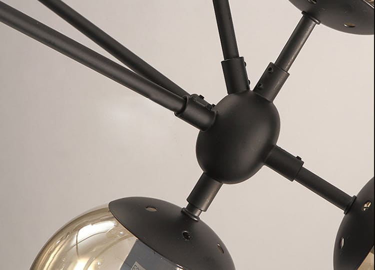 SPUTNIK V.2 - Lampadario dal design moderno verniciato nero con paralumi sferici in vetro opaco - Gmk Design